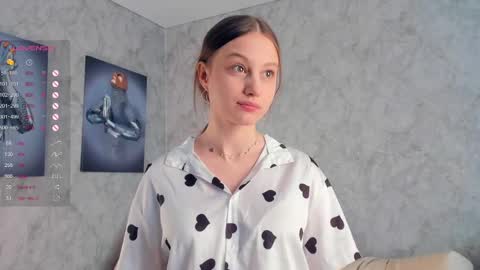 Bella online show from 03/11/25, 12:06