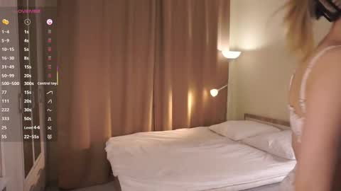 Bella online show from 09/24/25, 05:27