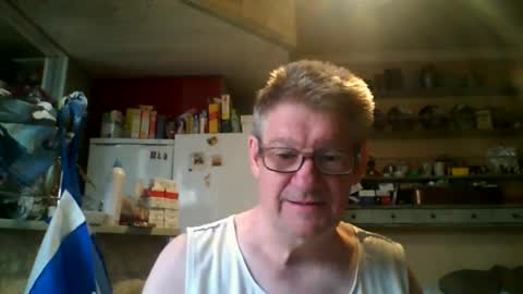 Snapshot of phillboys chatting on 06/11/26, 03:43 phillboys online show from 06/11/26, 03:43