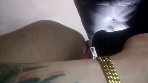 Snapshot of phillipdee chatting on 02/10/26, 03:05 phillipdee online show from 02/10/26, 03:05