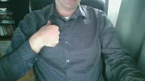 Snapshot of philly41190 chatting on 04/07/26, 03:01 philly41190 online show from 04/07/26, 03:01