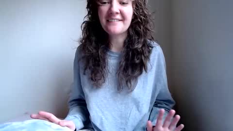 sophie online show from 12/13/24, 06:27