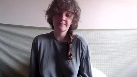 sophie online show from 03/08/25, 03:02