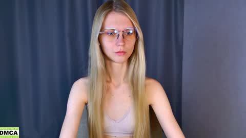 phoebepa online show from 04/13/26, 11:59