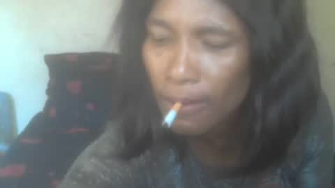 Snapshot of phoenixcandy chatting on 12/08/24, 10:08 phoenixcandy online show from 12/08/24, 10:08