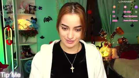 Selena online show from 10/26/25, 03:29