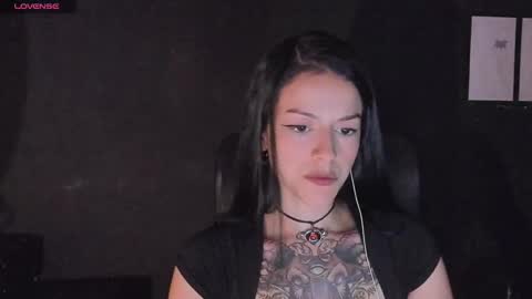 phoenixx_x online show from 02/23/25, 04:39