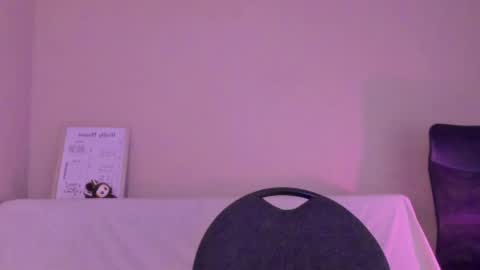 phoenixx_x online show from 04/07/26, 07:58