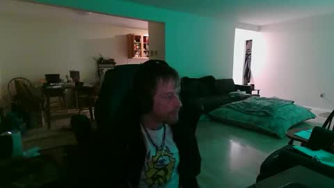 Snapshot of phrostdd chatting on 05/04/26, 02:29 FrankenDaddy online show from 05/04/26, 02:29