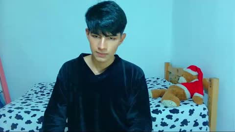 Snapshot of phuwin_bj chatting on 06/14/26, 05:42 phuwin online show from 06/14/26, 05:42