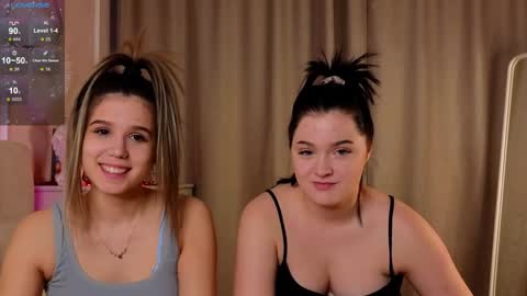 Snapshot of phyllisheart chatting on 01/12/25, 03:14 Lora black and Lili blonde welcome you here online show from 01/12/25, 03:14
