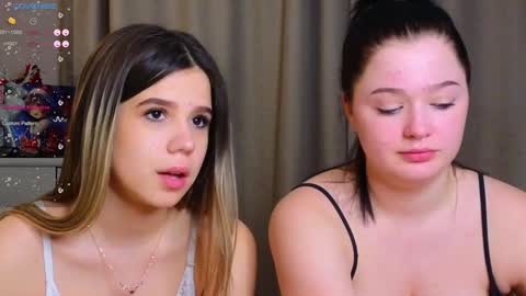 Snapshot of phyllisheart chatting on 02/07/25, 02:58 Lora black and Lili blonde welcome you here online show from 02/07/25, 02:58