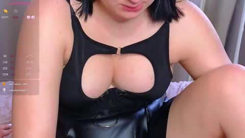 Snapshot of phyllisheart chatting on 03/11/25, 11:23 Lora black and Lili blonde welcome you here online show from 03/11/25, 11:23