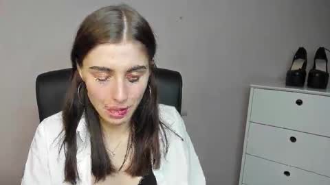 P I A online show from 10/21/25, 01:56