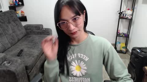Pia  online show from 09/08/25, 10:20