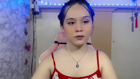 Ms Pia online show from 05/07/26, 07:41
