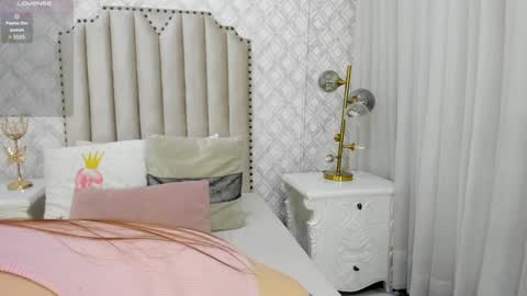    online show from 12/21/24, 11:44