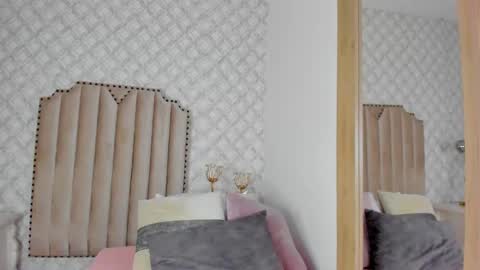    online show from 02/24/25, 11:43