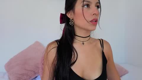 Snapshot of pia_stone1 chatting on 04/14/26, 08:37 Liz online show from 04/14/26, 08:37