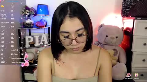 Pia online show from 02/07/25, 07:59