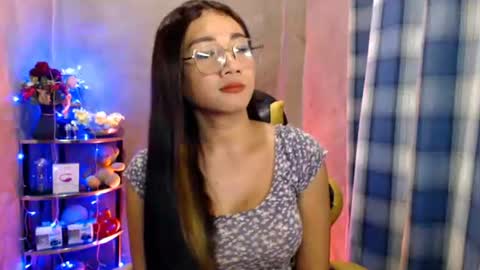 Snapshot of pia_worthsback chatting on 06/09/26, 02:34 Pia online show from 06/09/26, 02:34