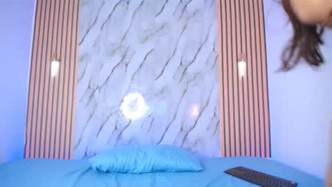 piagelvez_ online show from 10/13/25, 01:55