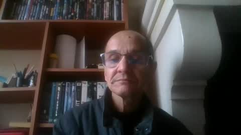 Snapshot of pichoun71 chatting on 12/27/24, 11:28 pichoun71 online show from 12/27/24, 11:28