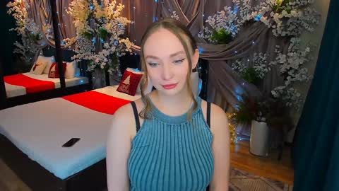 Emelie online show from 01/09/25, 12:19