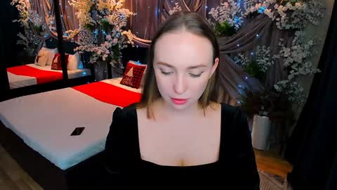 Emelie online show from 01/12/25, 05:11