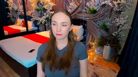 Emelie online show from 01/14/25, 01:17
