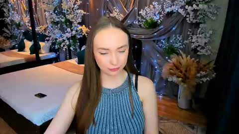 Emelie online show from 03/03/25, 04:14