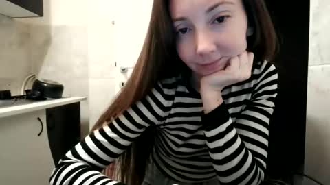 Moonie online show from 04/01/26, 07:11