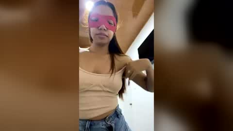 Snapshot of pielcanela101527 chatting on 07/08/26, 03:33 pielcanela101527 online show from 07/08/26, 03:33