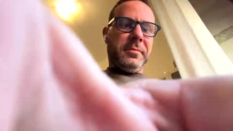 pier749802 online show from 11/14/25, 02:05