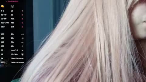 Snapshot of piera_ chatting on 11/01/25, 07:16 Piera online show from 11/01/25, 07:16