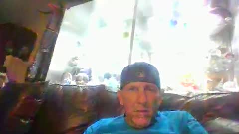 Snapshot of pierce702420 chatting on 04/03/26, 10:19 pierce702420 online show from 04/03/26, 10:19