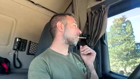 Snapshot of pierotu chatting on 10/29/25, 09:55 pierotu online show from 10/29/25, 09:55