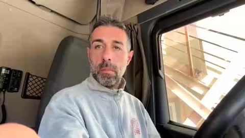 pierotu online show from 02/26/26, 08:46