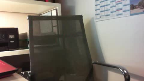 Snapshot of pierrepauljacques06 chatting on 01/18/26, 10:52 Pierrepauljacques06 online show from 01/18/26, 10:52