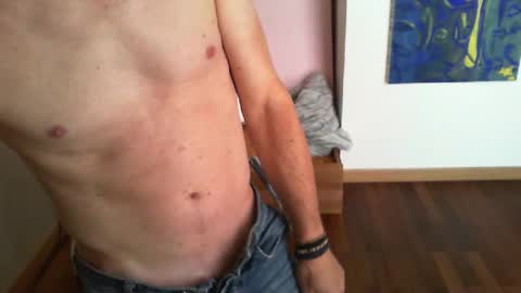 Snapshot of pierrepauljacques06 chatting on 04/29/26, 11:47 Pierrepauljacques06 online show from 04/29/26, 11:47
