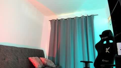 Pierre online show from 04/01/26, 01:41