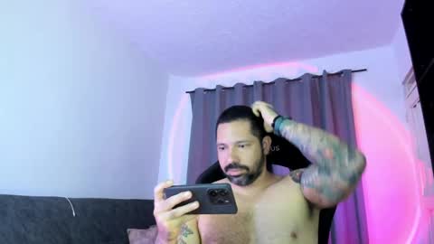 Snapshot of pierrevidal chatting on 05/15/26, 11:45 Pierre online show from 05/15/26, 11:45