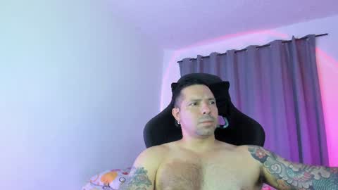 Snapshot of pierrevidal chatting on 06/25/26, 01:05 Pierre online show from 06/25/26, 01:05