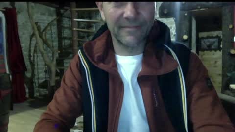 pierrohhh online show from 04/18/26, 07:29