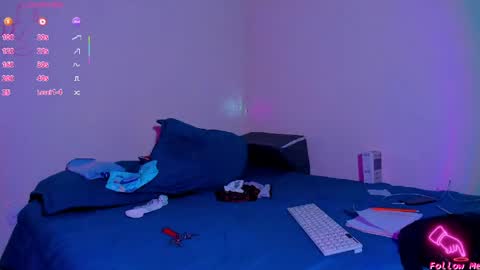 Snapshot of piggy_eddy chatting on 04/24/26, 02:36 Eddy Brock... Its a pleasure to talk to... online show from 04/24/26, 02:36