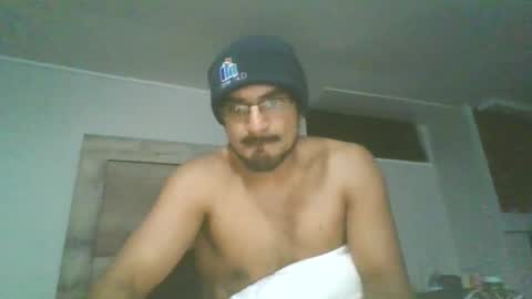 Snapshot of piggybottom299 chatting on 11/10/25, 08:35 piggybottom299 online show from 11/10/25, 08:35