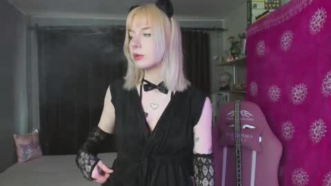 piginnya online show from 09/20/25, 12:17