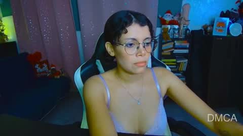 Andrea G online show from 12/22/25, 03:25