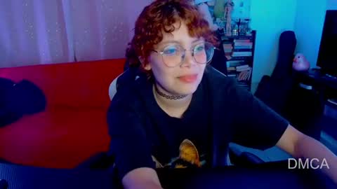 Snapshot of piixiie_d_oll chatting on 07/31/26, 02:55 Andrea G online show from 07/31/26, 02:55