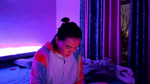 Snapshot of pika_pika1 chatting on 12/20/25, 12:01 pika_pika1 online show from 12/20/25, 12:01